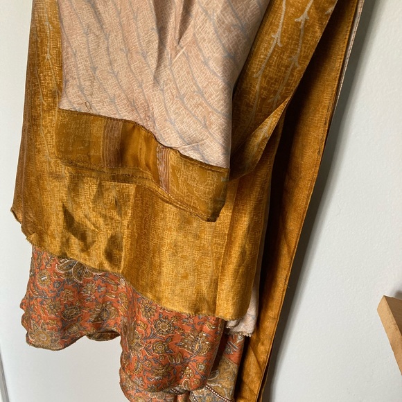 Silky wrap skirt - Picture 4 of 5